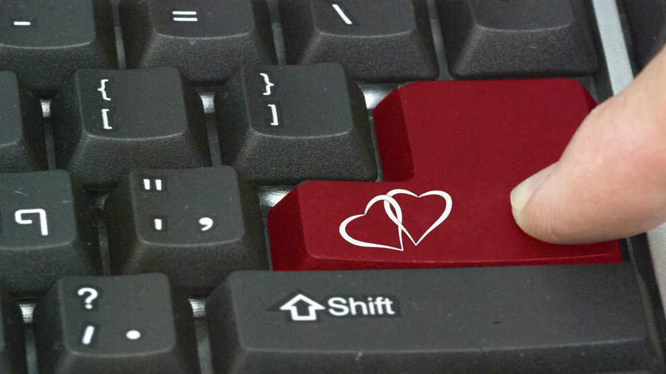 The Pitching Game: How PR Is Like Dating